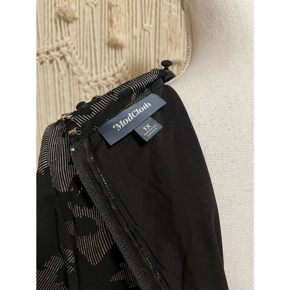 NWOT ModCloth More to Adore Metallic Midi Dress Size 1X - Picture 9 of 13